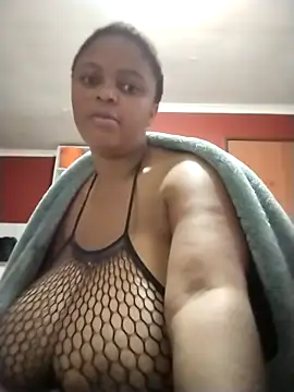 PrettyLisa26 online show from 12, 6, 2026
