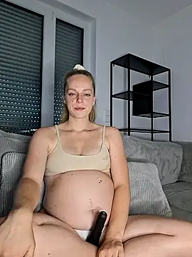 Larifari0406 online show from 22, 6, 2026