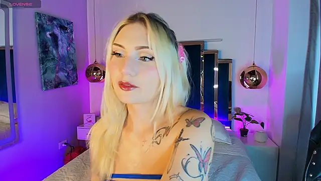 Mariluu  online show from 14, 5, 2026
