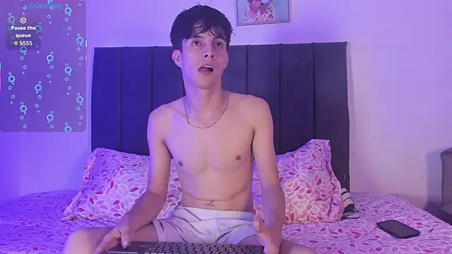 axxxel twink online show from 22, 5, 2026