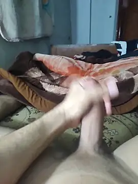 Snapshot of amirMohamed58 chatting on 9, 5, 2026 amirMohamed58 online show from 9, 5, 2026