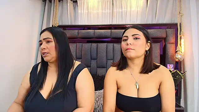 Karina Mendoza online show from 13, 6, 2026