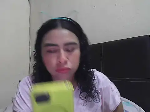 Snapshot of DalilahMx chatting on 6, 5, 2026 DalilahMx online show from 6, 5, 2026