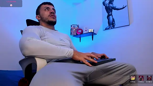 LiamReigns  online show from 18, 6, 2026
