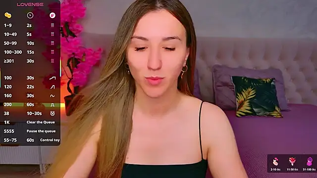 JasminUqueen online show from 8, 6, 2026