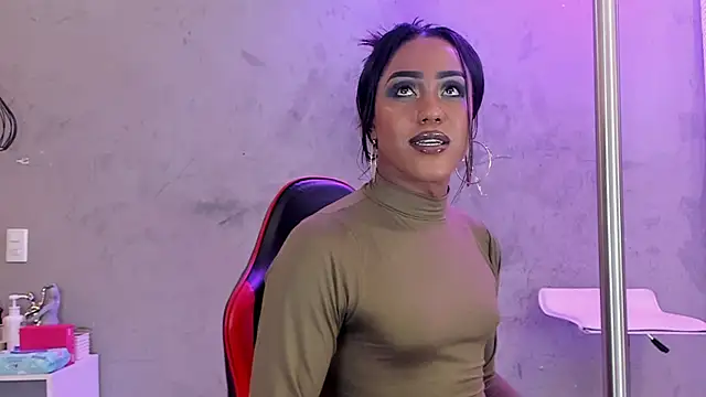 naomi  blair online show from 14, 6, 2026