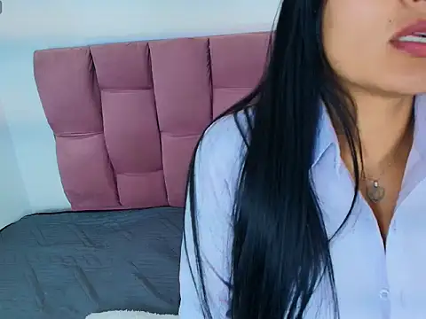 Melannyy   online show from 7, 6, 2026