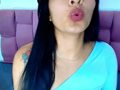 Melannyy   online show from 9, 6, 2026