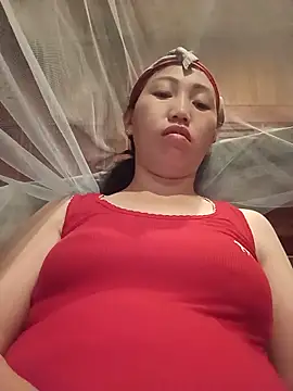 hot-luna- online show from 18, 5, 2026