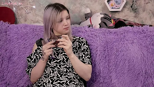 Yunakiss online show from 6, 6, 2026