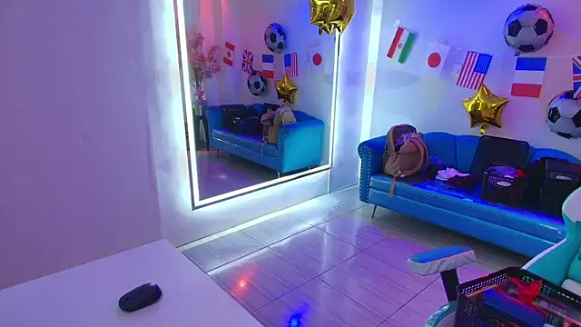 Madame scarlett online show from 15, 6, 2026