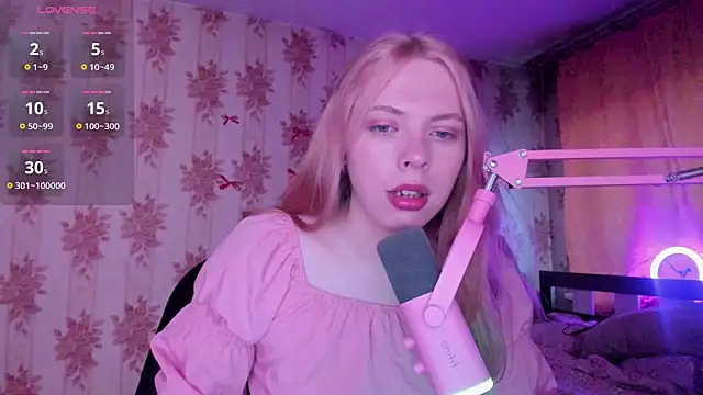 Cutie Bambi online show from 21, 6, 2026