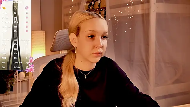 MaoqiBeverly online show from 20, 6, 2026