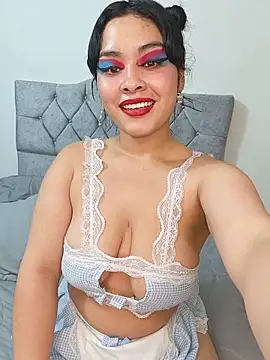 zoe love18 online show from 13, 6, 2026