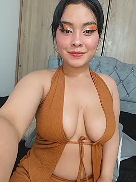 zoe love18 online show from 18, 6, 2026