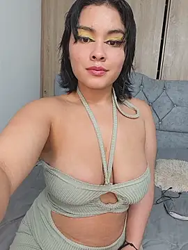 zoe love18 online show from 20, 6, 2026