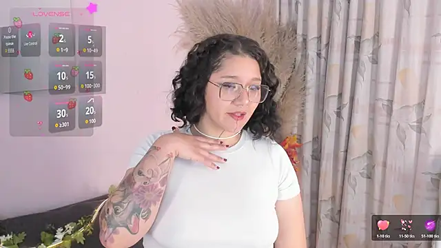 Snapshot of Sylvara_bx chatting on 16, 6, 2026 Sylvara bx online show from 16, 6, 2026