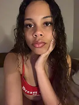 Snapshot of Petite_Baddie chatting on 15, 6, 2026 Petite Baddie online show from 15, 6, 2026