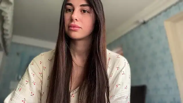 Snapshot of LiluMartiznir chatting on 20, 5, 2026 LiluMartiznir online show from 20, 5, 2026