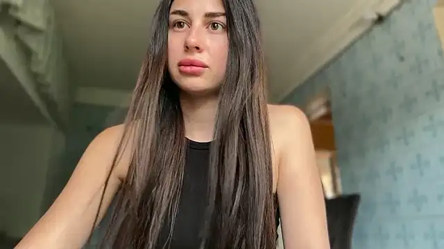 Snapshot of LiluMartiznir chatting on 25, 5, 2026 LiluMartiznir online show from 25, 5, 2026