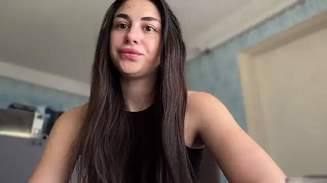 Snapshot of LiluMartiznir chatting on 28, 5, 2026 LiluMartiznir online show from 28, 5, 2026