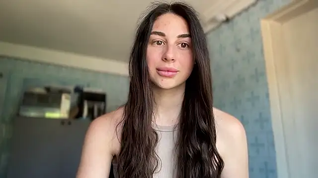 Snapshot of LiluMartiznir chatting on 18, 6, 2026 LiluMartiznir online show from 18, 6, 2026