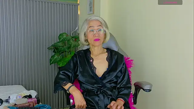 miss monserrate01 online show from 22, 6, 2026