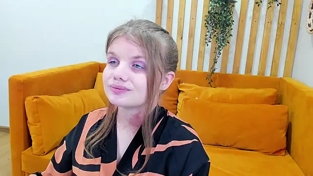 ChloeHalses online show from 19, 6, 2026