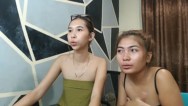 Snapshot of Charming_lexi chatting on 21, 5, 2026 Charming lexi online show from 21, 5, 2026