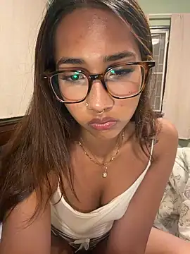 lyla luv online show from 12, 6, 2026
