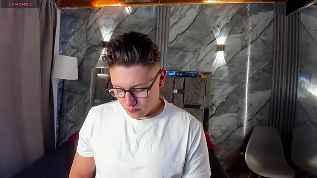 Manson and Zoe online show from 14, 6, 2026