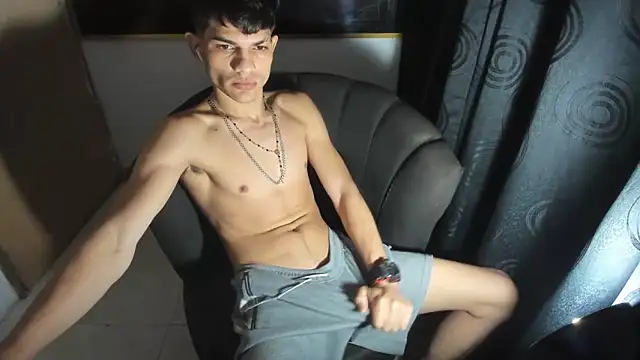Jesshot bigcock20cm online show from 19, 6, 2026