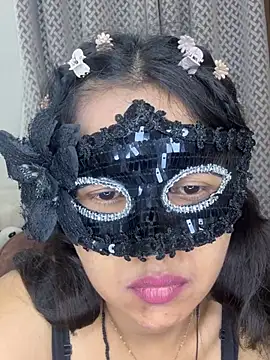 Snapshot of raavigirl chatting on 17, 5, 2026 raavigirl online show from 17, 5, 2026