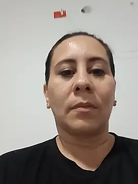 Sophie Tyler online show from 13, 6, 2026