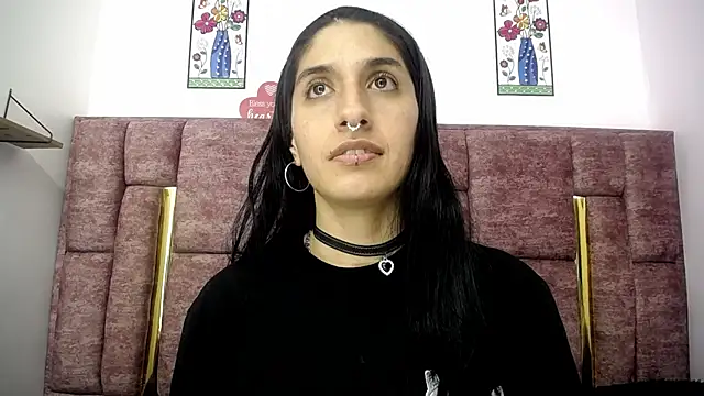 FRANCESCA LOVE  online show from 19, 6, 2026