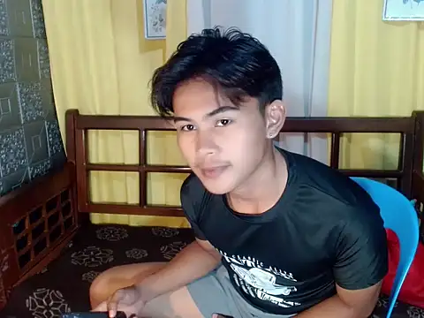 Snapshot of twink_ivanxxxx chatting on 7, 4, 2026 twink ivanxxxx online show from 7, 4, 2026