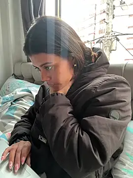 RachelWeisz  online show from 14, 6, 2026