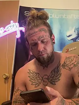 Smokebluntafterblunt online show from 5, 6, 2026