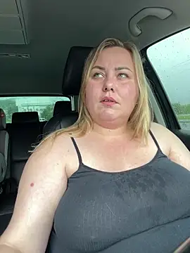 Mommy-girl-Lola online show from 8, 6, 2026