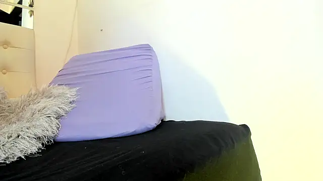 MiaEvans0 online show from 12, 6, 2026