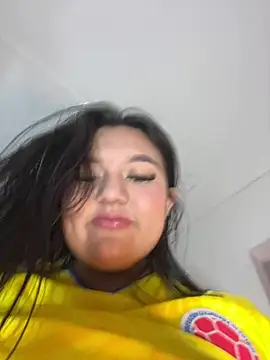 luna bradley  online show from 12, 6, 2026