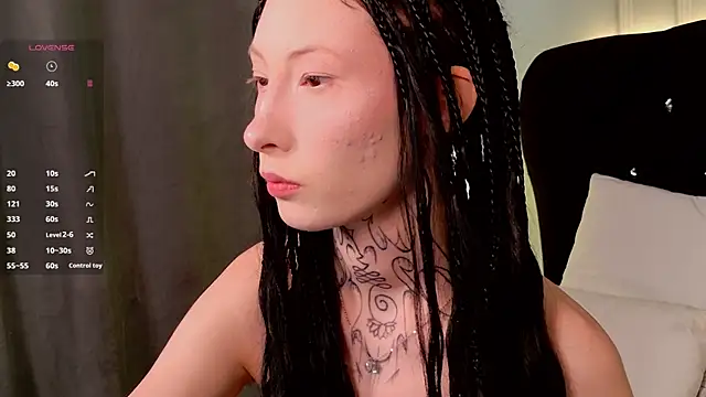Snapshot of roxy_morrison_x chatting on 21, 6, 2026 roxy morrison x online show from 21, 6, 2026