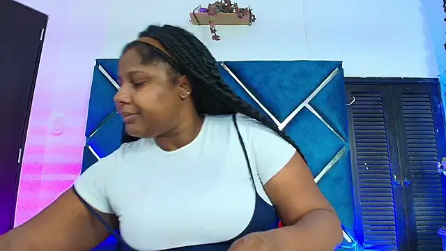 Snapshot of AlexaRousse4u chatting on 12, 5, 2026 AlexaRousse4u online show from 12, 5, 2026