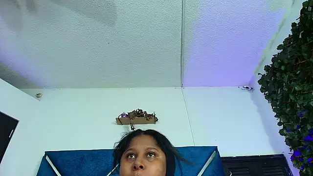 Snapshot of AlexaRousse4u chatting on 5, 6, 2026 AlexaRousse4u online show from 5, 6, 2026
