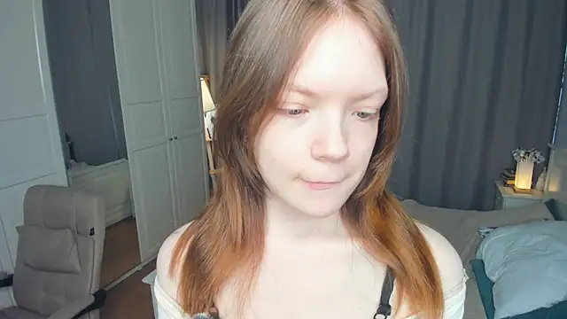 LavenderMitten online show from 8, 6, 2026