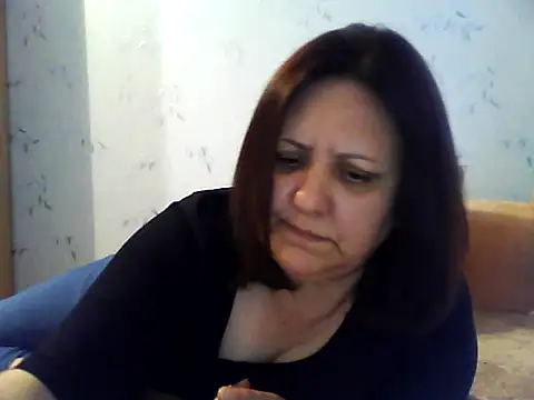 LockyCharm111 online show from 9, 6, 2026