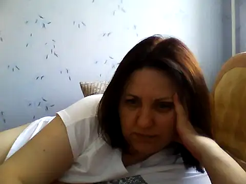 LockyCharm111 online show from 10, 6, 2026
