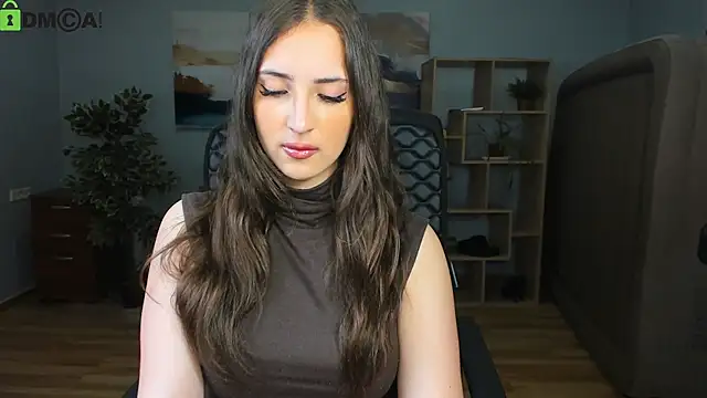 Effy Royse online show from 21, 6, 2026