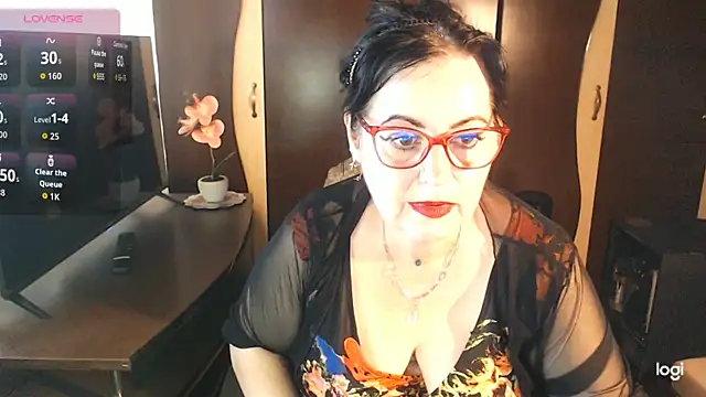 exiMIlf online show from 9, 6, 2026