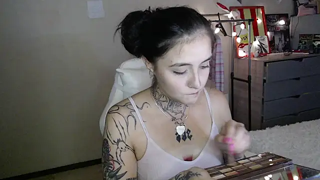 Rin Tozier online show from 10, 7, 2026